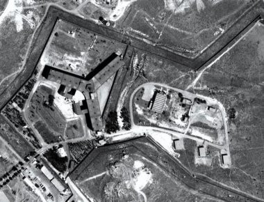 Συρία για «κρεματόριο»: «Χολιγουντιανή ιστορία οι ισχυρισμοί των ΗΠΑ»